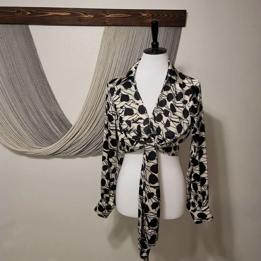 Lush Tie-Front Crop Top Blouse Sz S